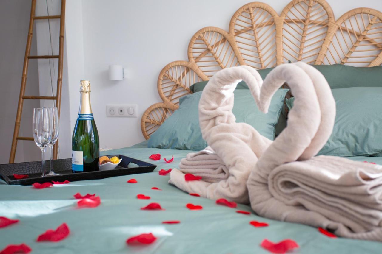 Lovina Chambre De Charme Avec Jaccuzi Velaux Luaran gambar