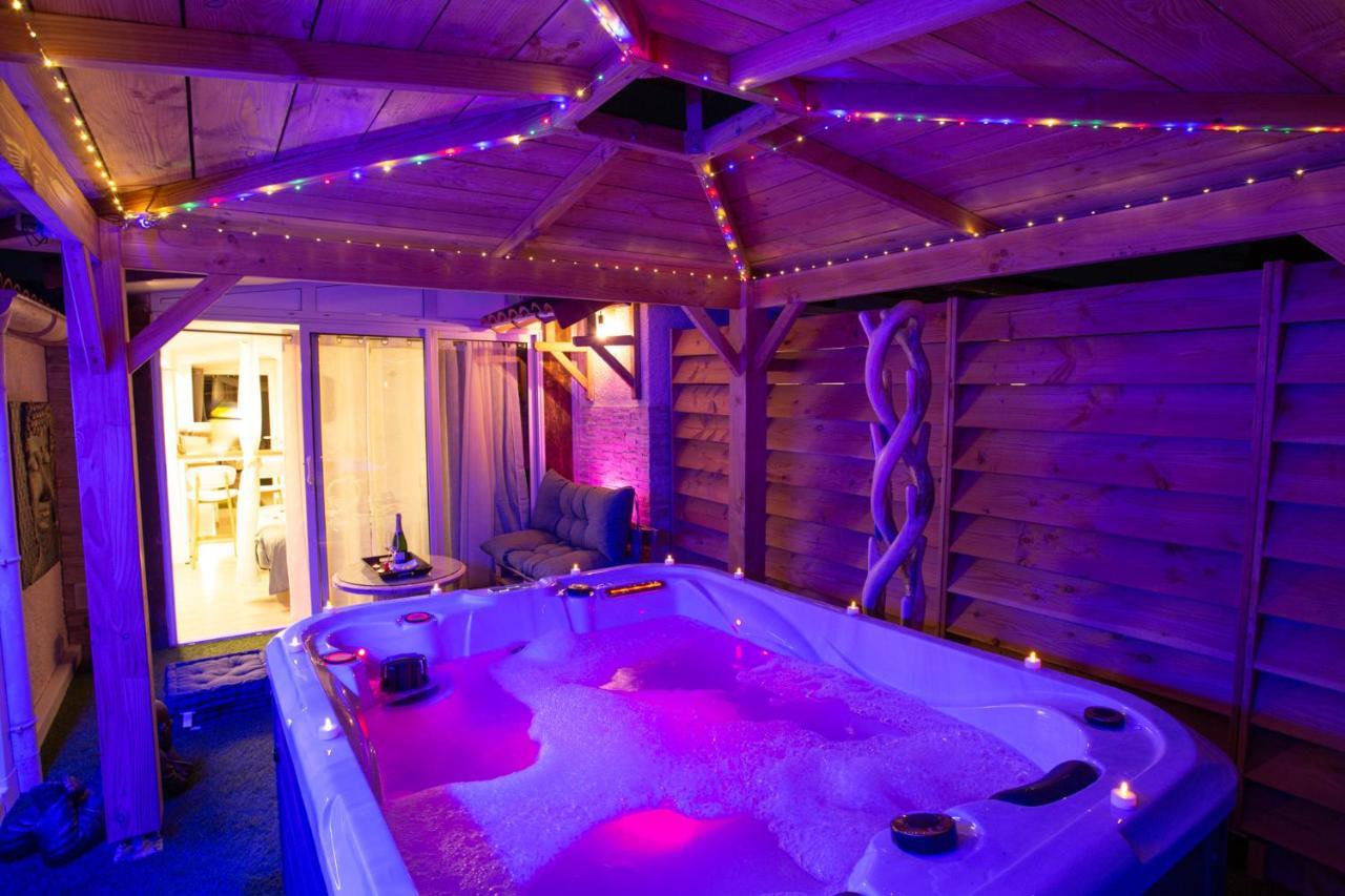 Lovina Chambre De Charme Avec Jaccuzi Velaux Luaran gambar