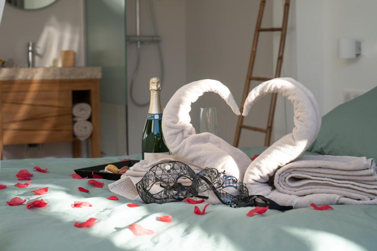 Lovina Chambre De Charme Avec Jaccuzi Velaux Luaran gambar