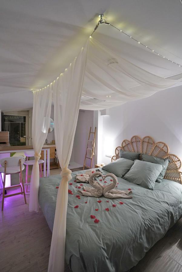 Lovina Chambre De Charme Avec Jaccuzi Velaux Luaran gambar