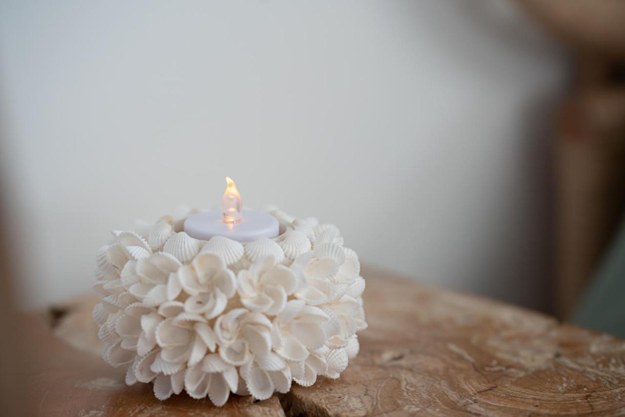 Lovina Chambre De Charme Avec Jaccuzi Velaux Luaran gambar