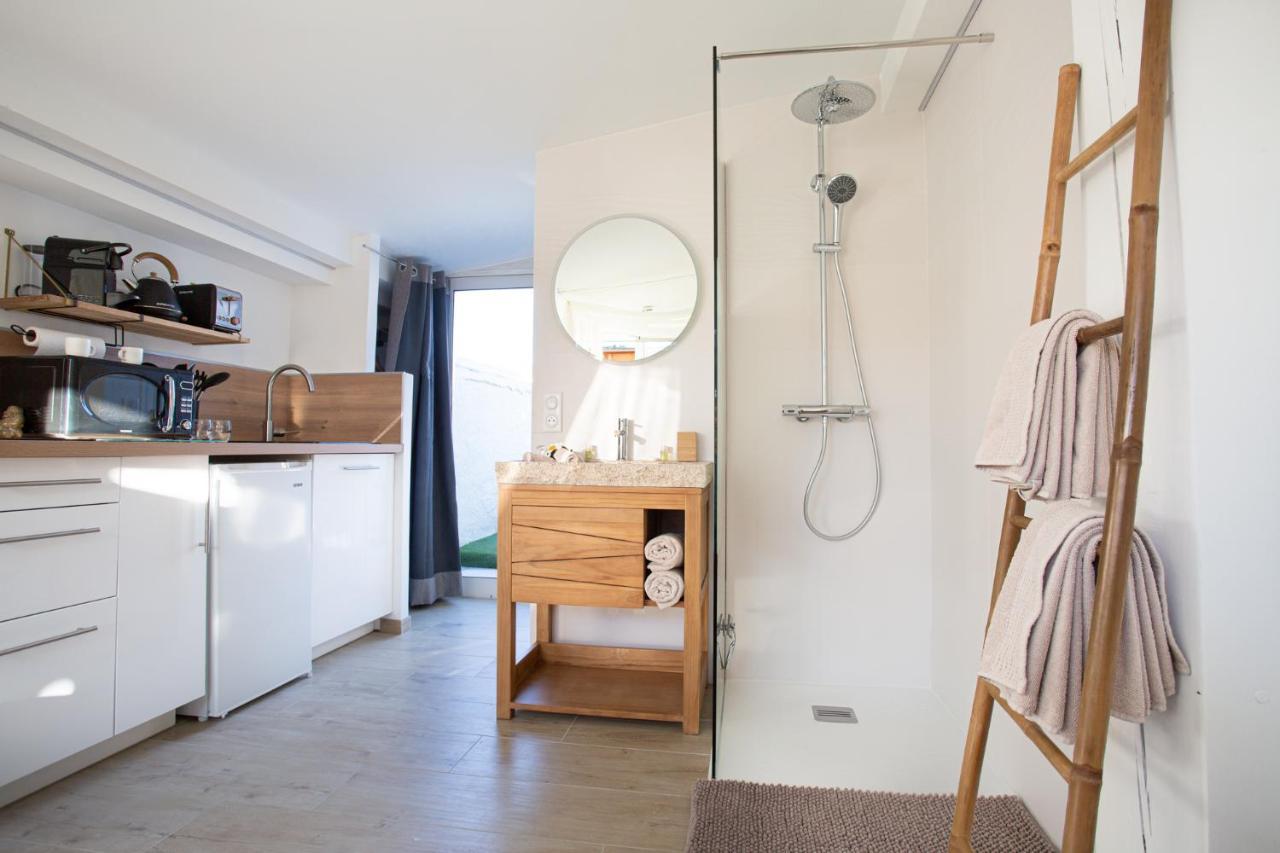 Lovina Chambre De Charme Avec Jaccuzi Velaux Luaran gambar